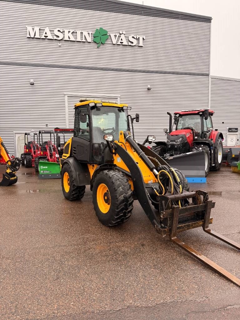 Chargeuse sur pneus JCB 409 — occasion 2014, 6 231 h