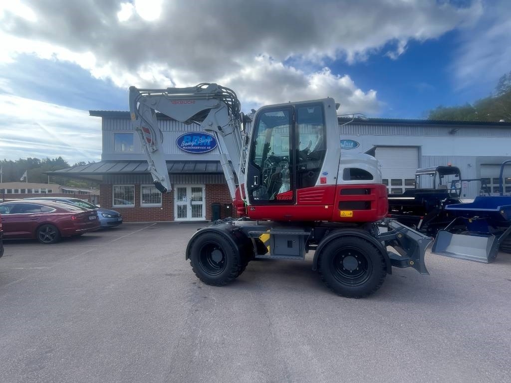 Takeuchi TB 395 W