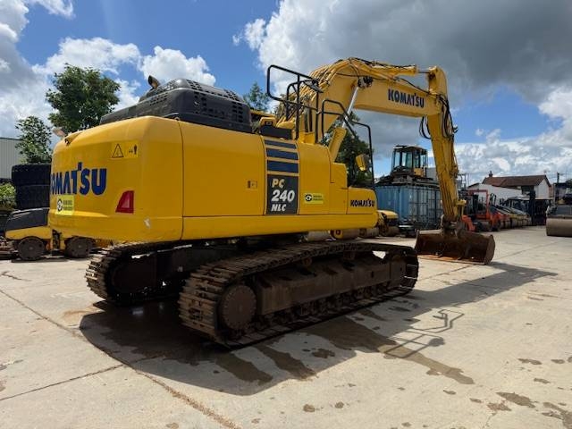 Komatsu PC 240 LC-11