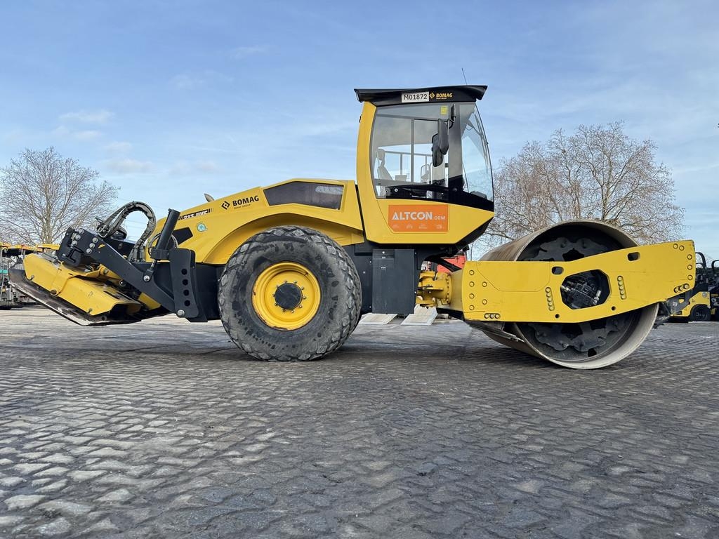 Rouleau monocylindre Bomag BW 213 BVC + Pi-5 — occasion 2019, 2 889 h