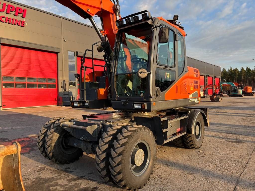 Doosan DX 165 W-5 / 3D, Engcon, Grease, 6 příslušenství kuva 2