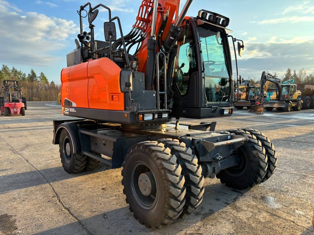 Doosan DX 165 W-5 / 3D, Engcon, Grease, 6 příslušenství kuva 8