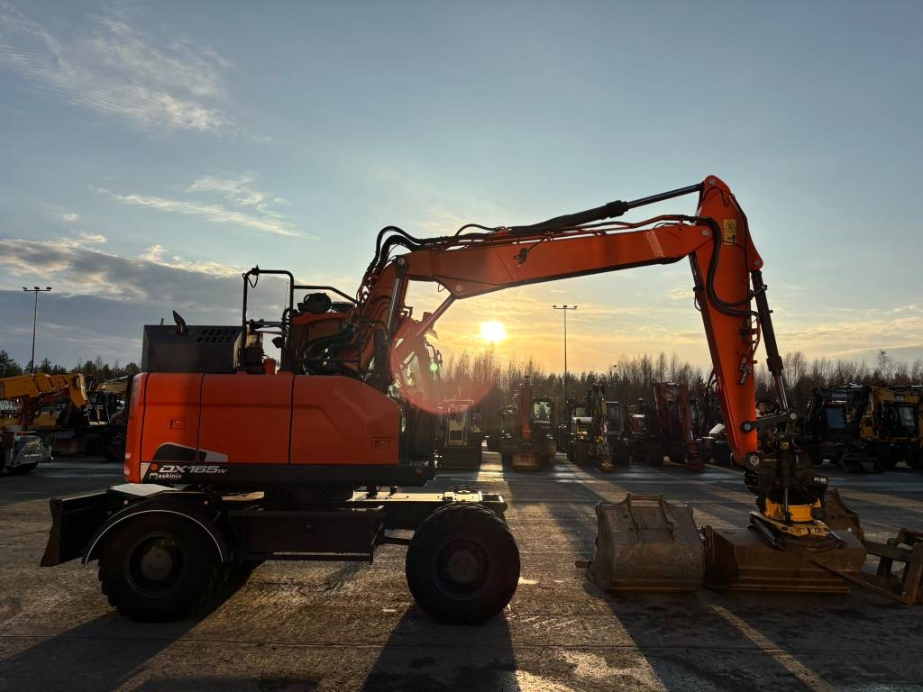 Doosan DX 165 W-5 / 3D, Engcon, Grease, 6 příslušenství kuva 9