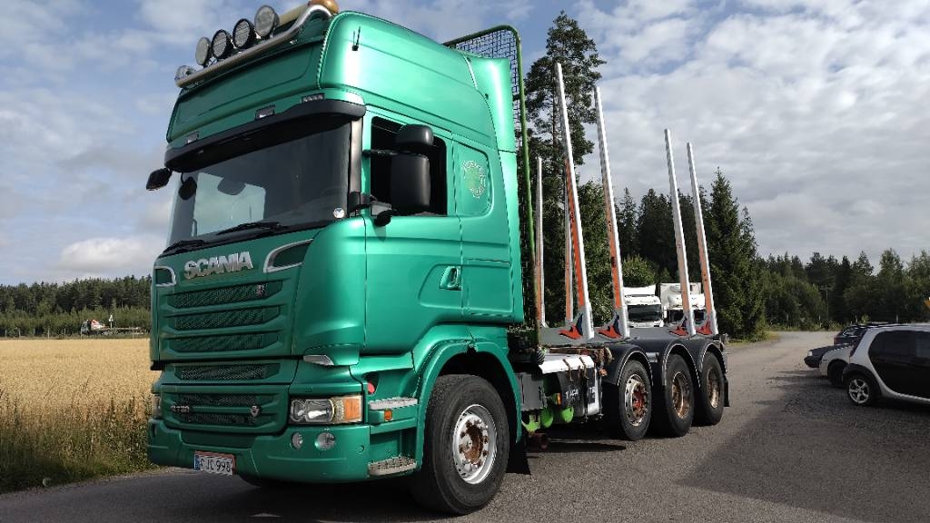Scania R730 8x4 rautajouset, puuvarustus EURO 5