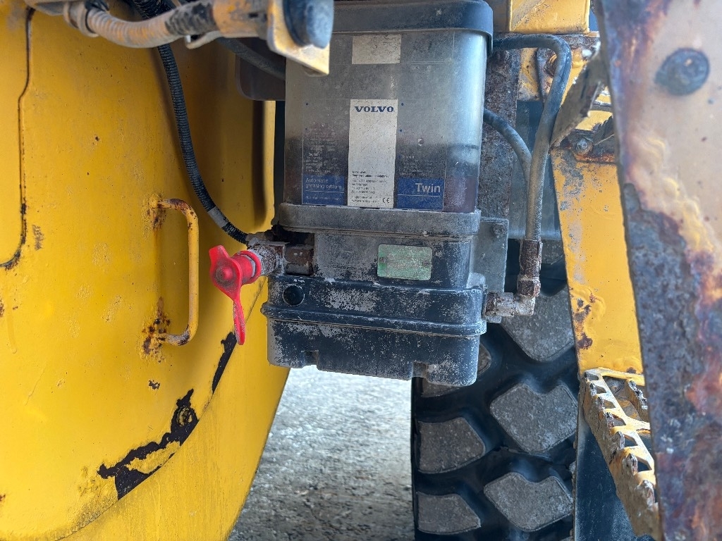 Volvo L 120 H Long Boom / Kauha, CDC, Vaaka, Lock Up kuva 11