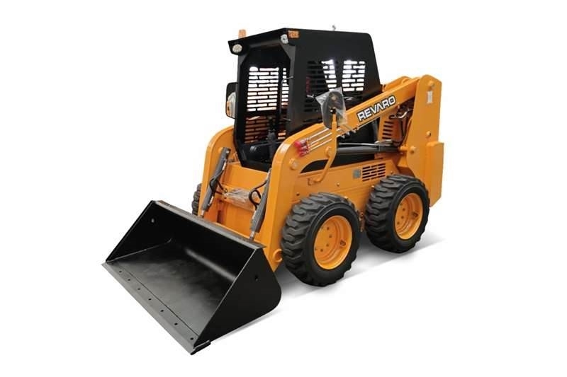Revaro T-REX708 Skidsteer