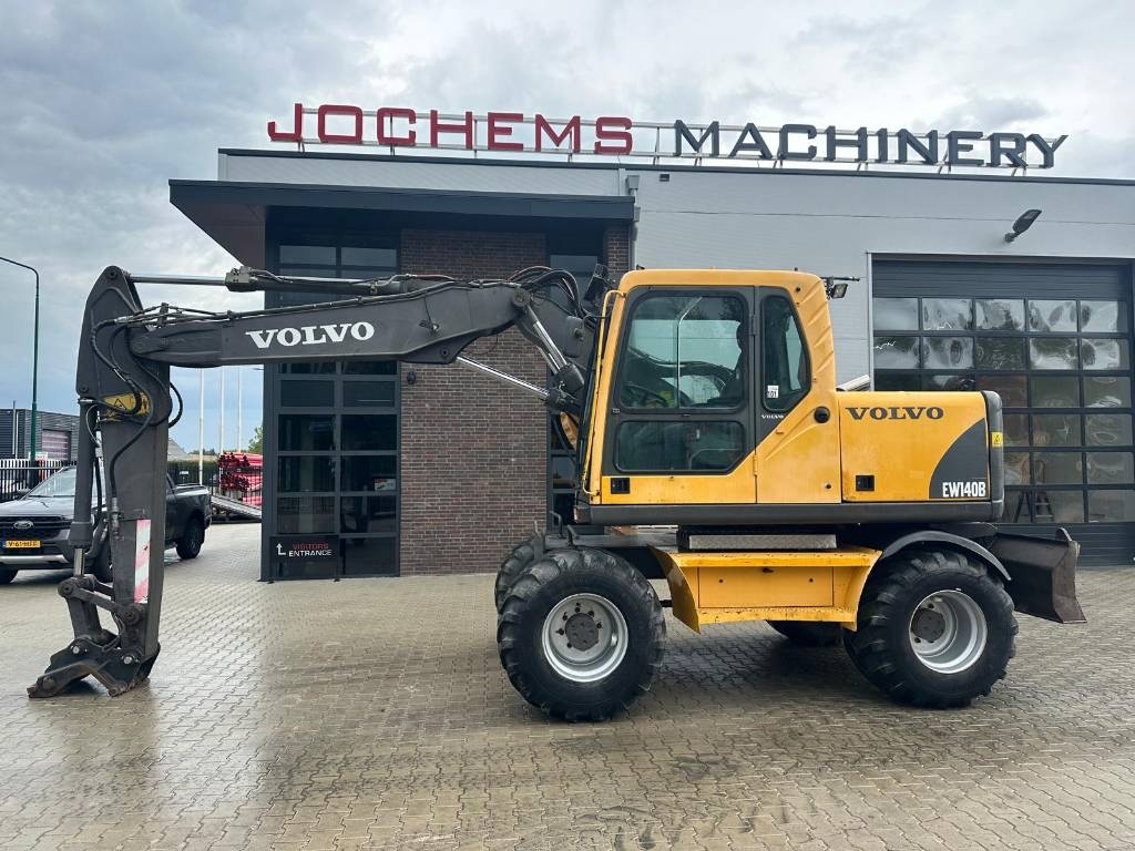 Volvo EW 140 B