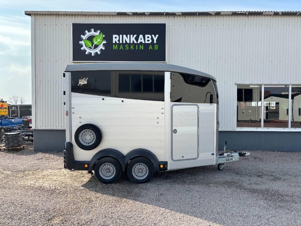 Ifor Williams HBX 511 Hästtransport