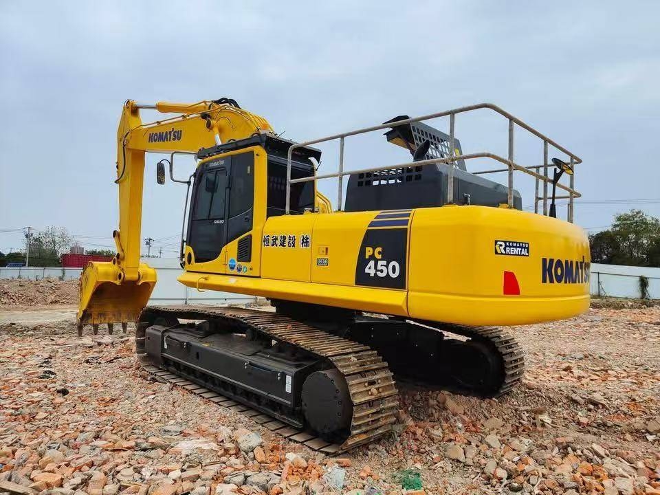 Komatsu PC 450-8