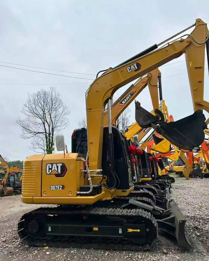 CAT 307