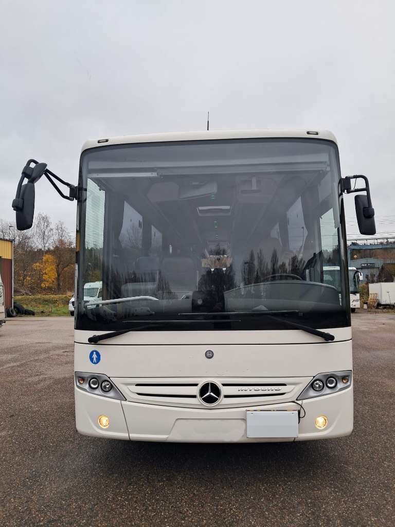 Mercedes-Benz Intouro
