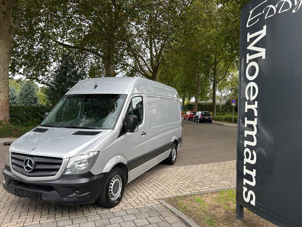 Fourgon utilitaire Mercedes-Benz Sprinter 316 CDI — occasion 2015