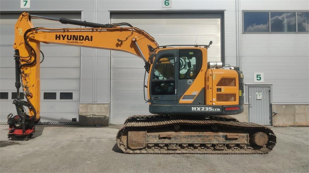 Hyundai HX235 LCR