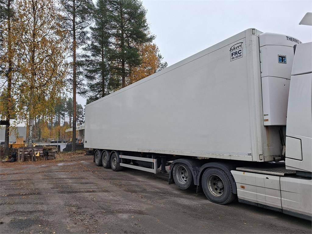 Ekeri FRC puoliperävaunu