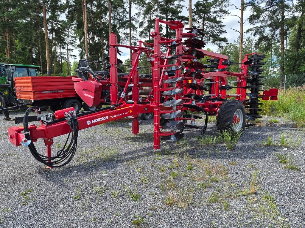 Horsch Terrano 4 MT