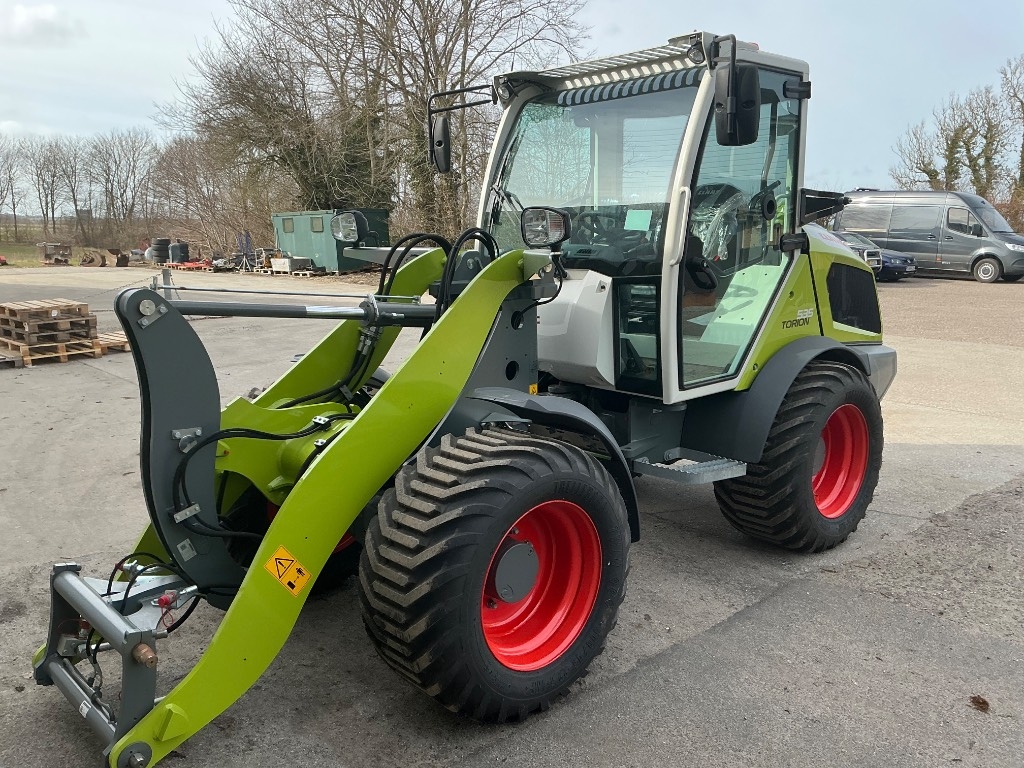 CLAAS Torion 535