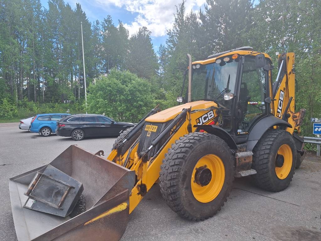 JCB 4 CXE KK 4x4x4