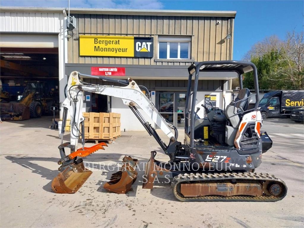 Bobcat E27