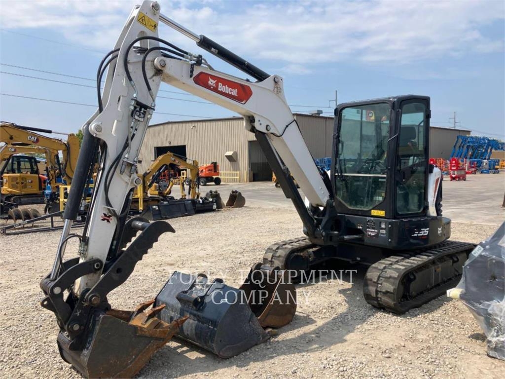 Bobcat E55