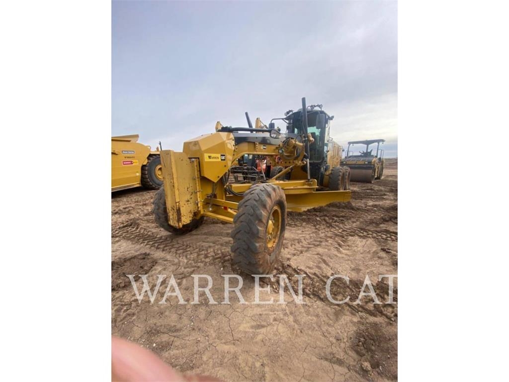 Niveleuse Caterpillar 12M3 — occasion 2016, 3 857 h