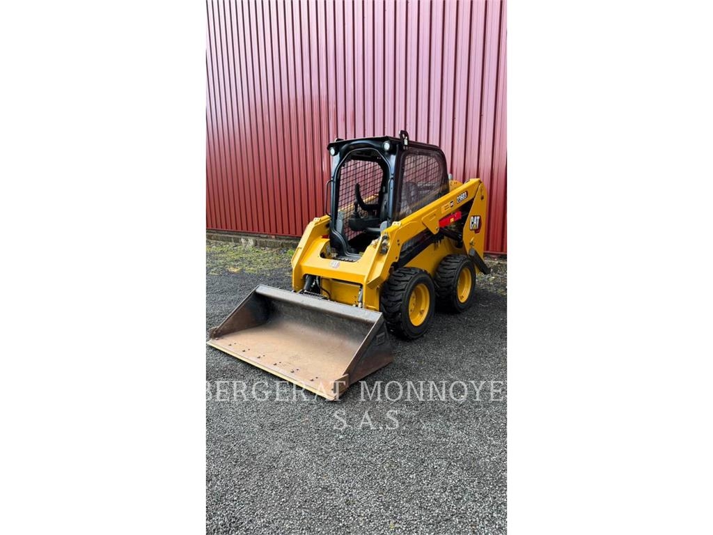 CAT 236D3