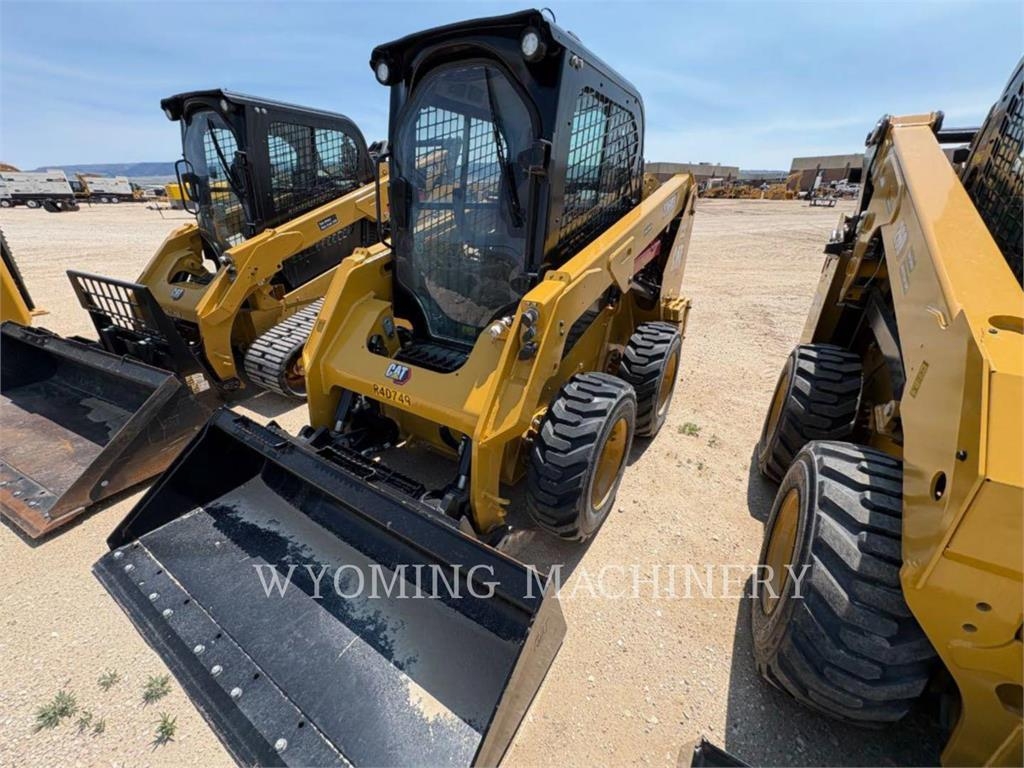 CAT 236D3