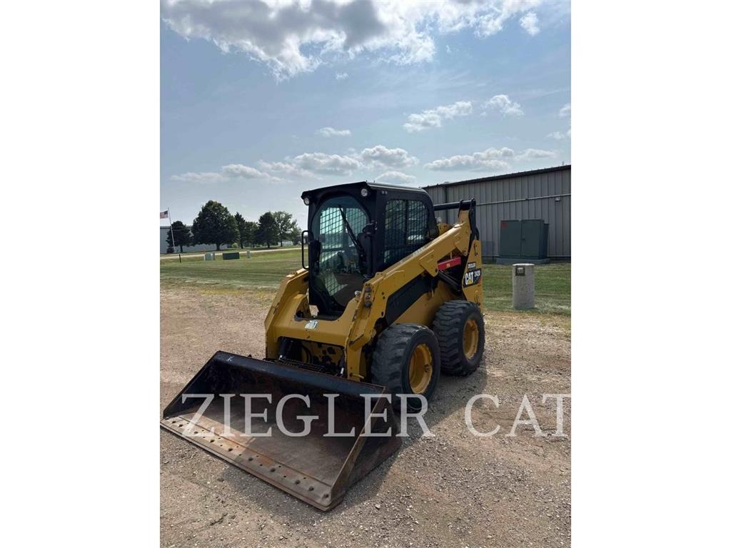 CAT 242D