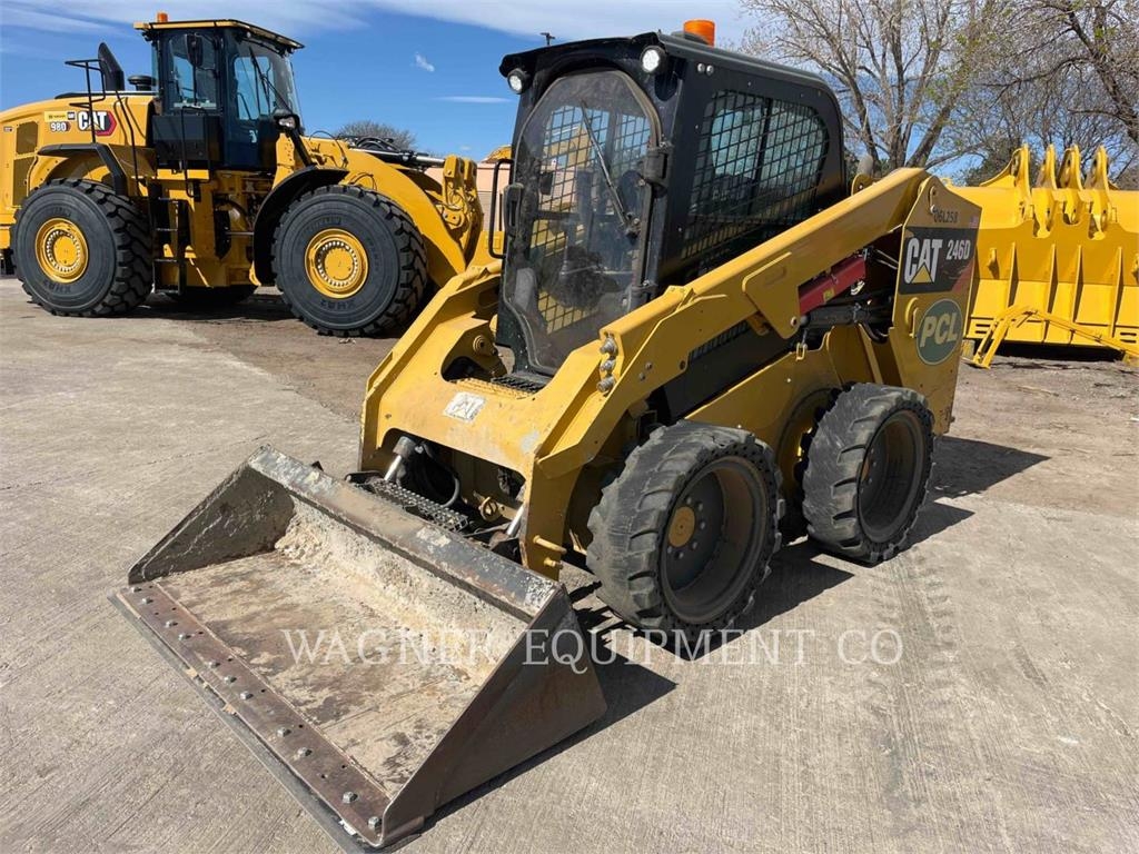CAT 246D