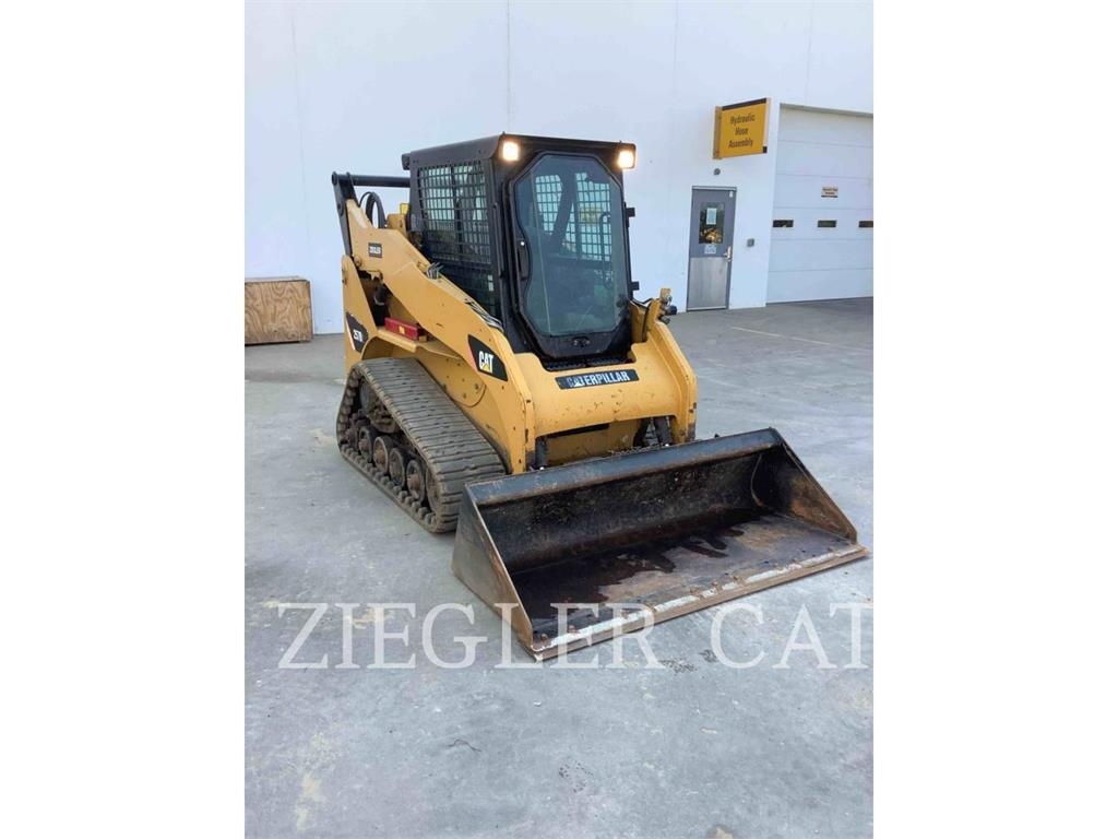 CAT 257B2