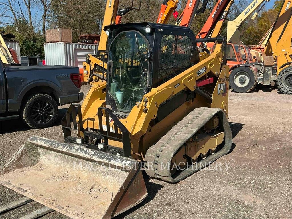Chargeuse sur chenilles Caterpillar 259D3 — occasion 2021, 2 600 h