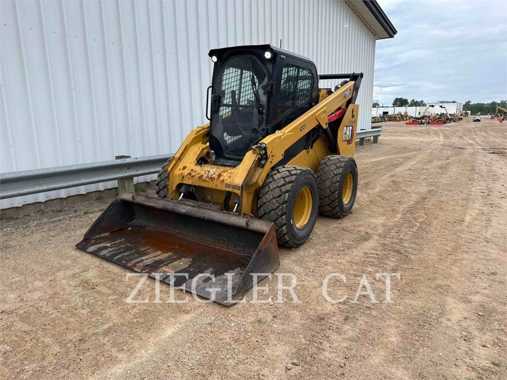 Chargeuse compacte Caterpillar 272D3 — occasion 2020, 5 270 h