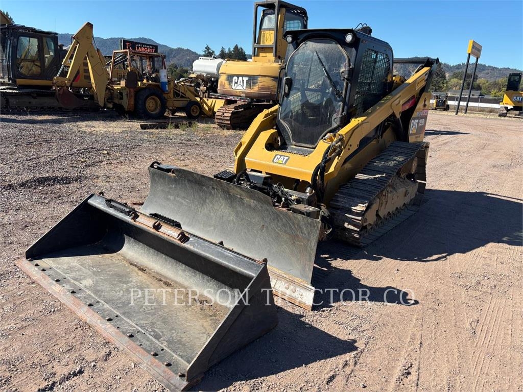 Chargeuse compacte Caterpillar 299D2 — occasion 2019, 557 h