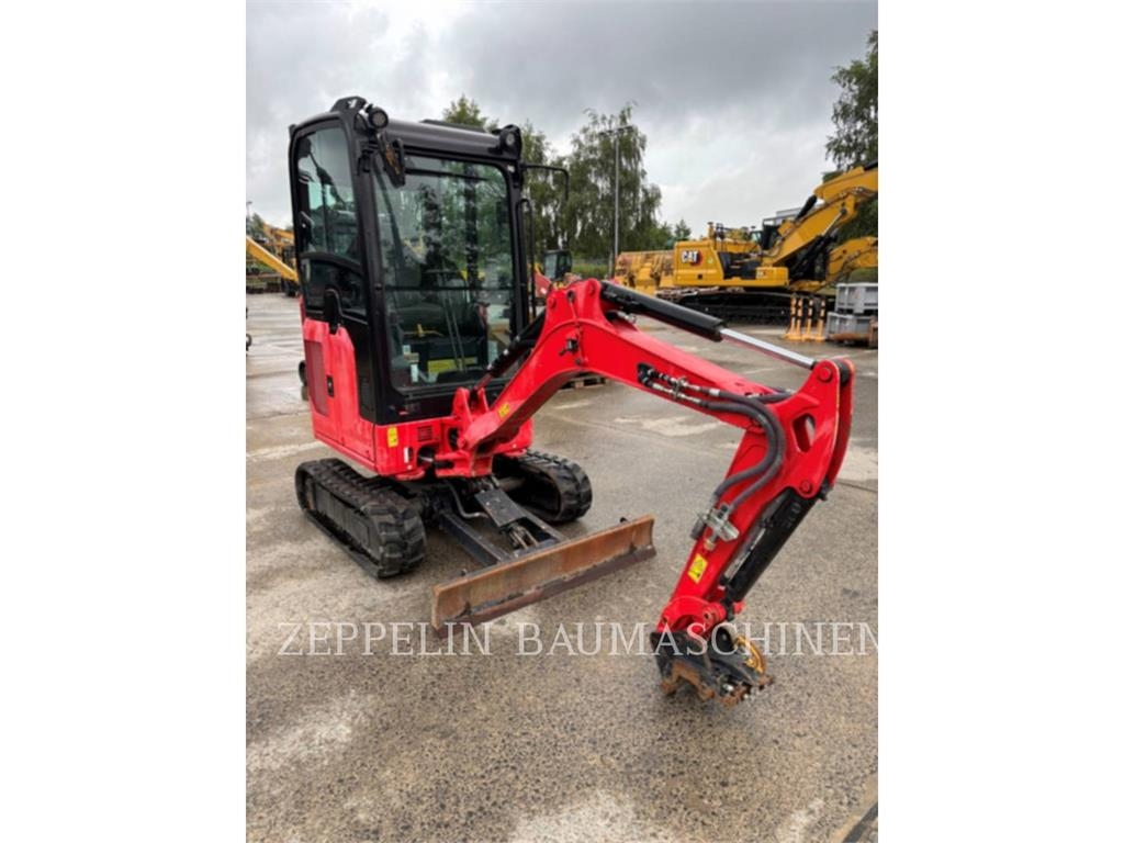 Pelle sur chenilles Caterpillar 301.6-05A — occasion 2022, 617 h