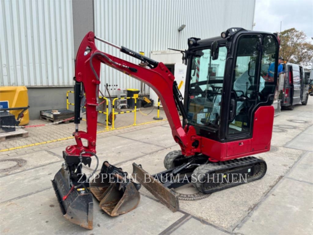 Pelle sur chenilles Caterpillar 301.6-05A — occasion 2023, 603 h