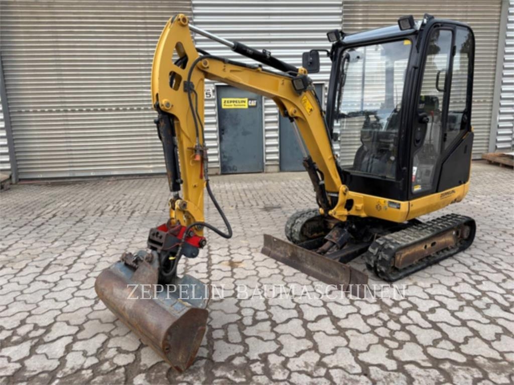 Pelle sur chenilles Caterpillar 301.7D — occasion 2017, 3 228 h