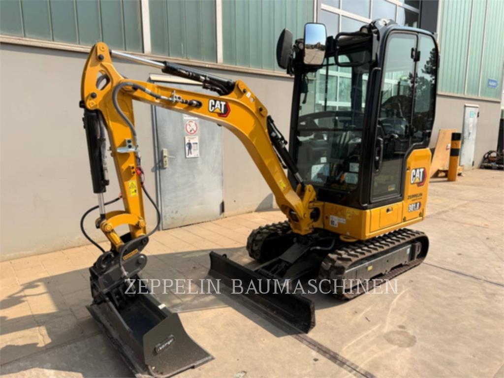 Pelle sur chenilles Caterpillar 301.8-05A — occasion 2025, 9 h