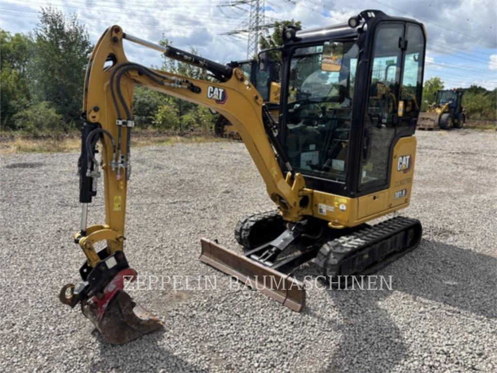 Pelle sur chenilles Caterpillar 301.8-05A — occasion 2021, 2 050 h