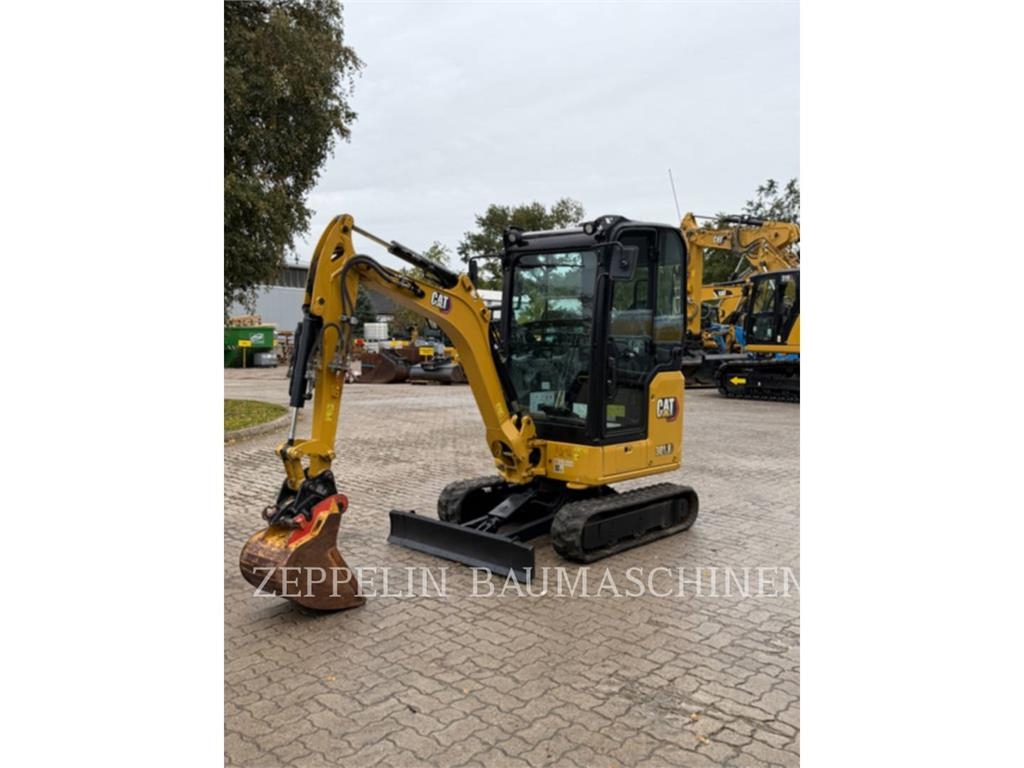 Pelle sur chenilles Caterpillar 301.8-05A — occasion 2021, 1 413 h