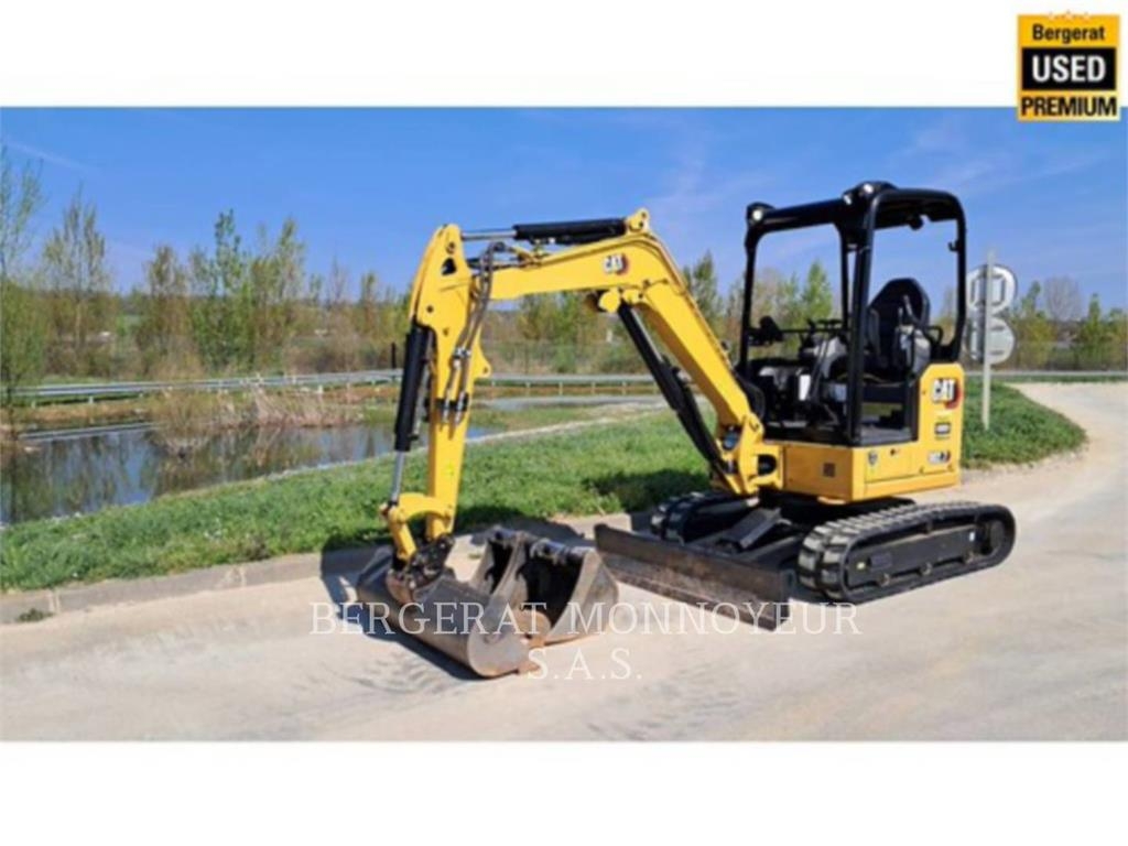CAT 302.7
