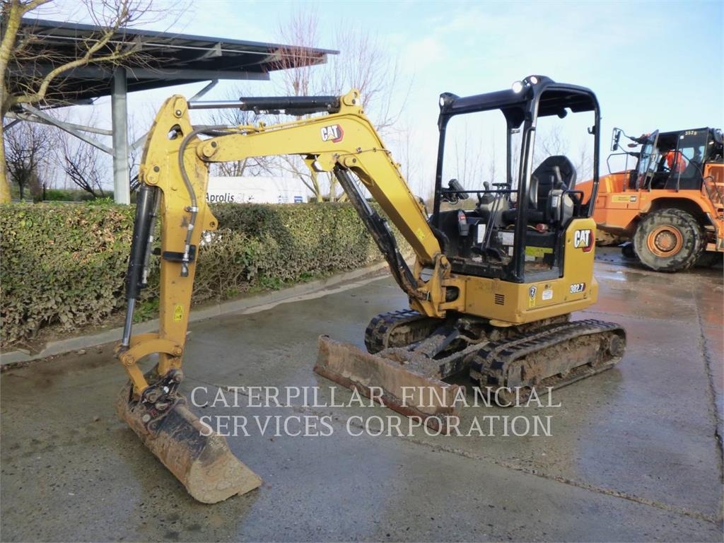 CAT 302.7-07CR