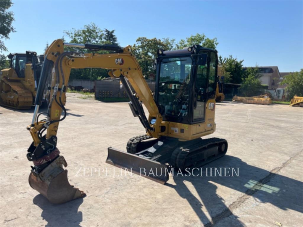 Pelle sur chenilles Caterpillar 302.7CR-07 — occasion 2024, 340 h