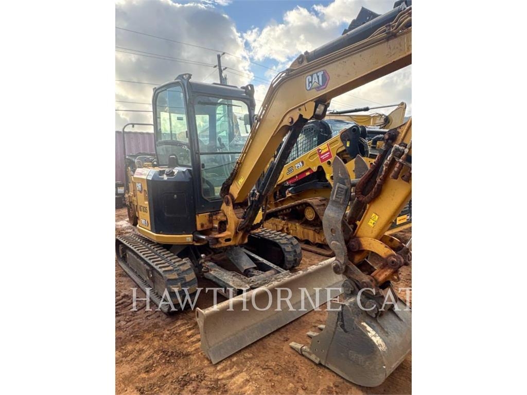 Pelle sur chenilles Caterpillar 303.5 TH — occasion 2022, 2 426 h