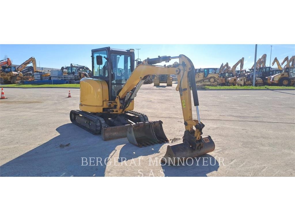 CAT 303.5E2 CR