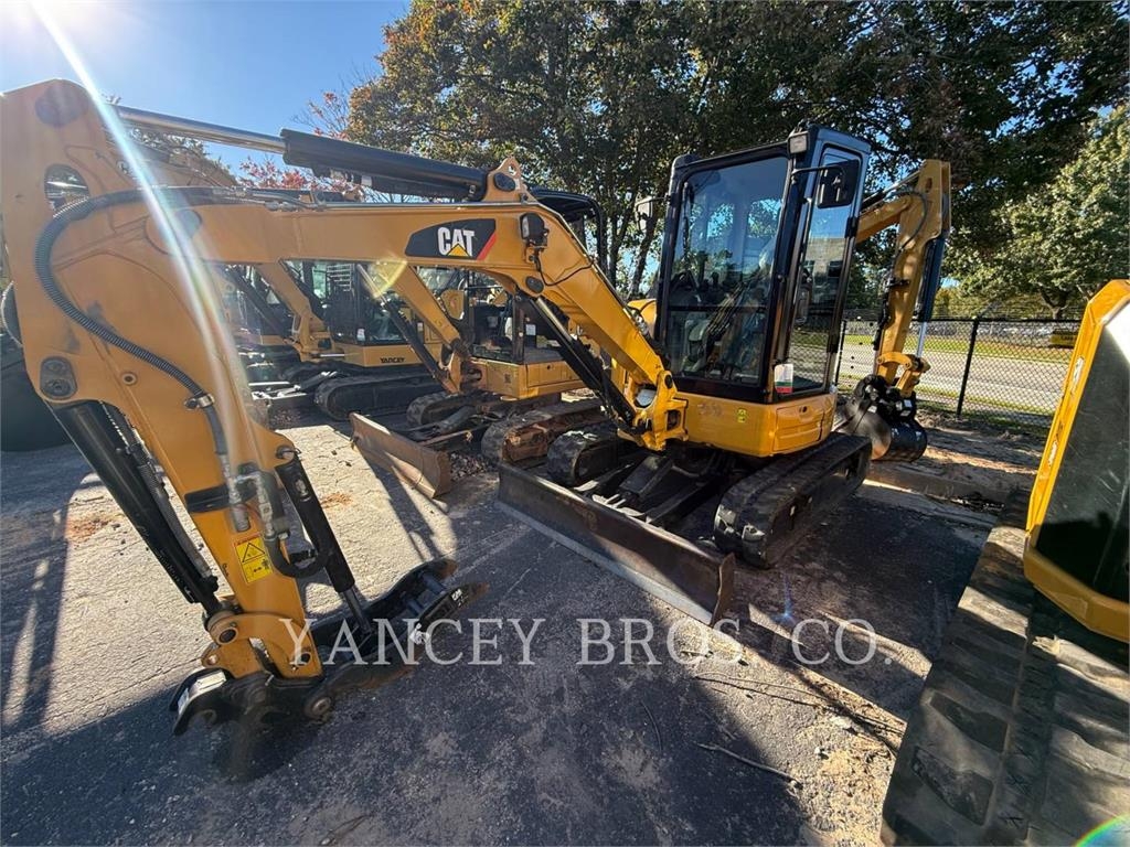 Pelle sur chenilles Caterpillar 303.5E2CR — occasion 2018, 966 h
