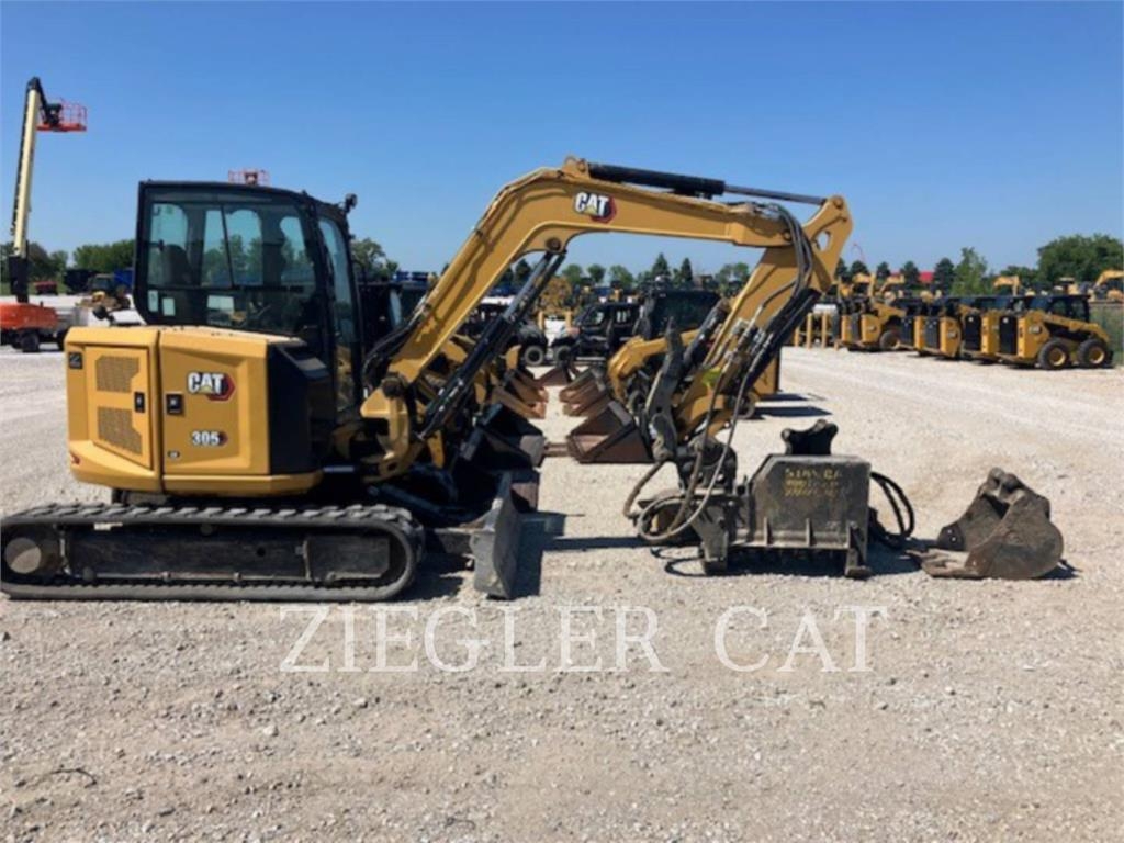 CAT 305