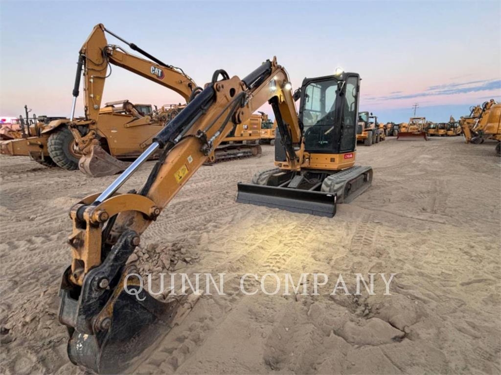 Pelle sur chenilles Caterpillar 305 — occasion 2022, 1 526 h