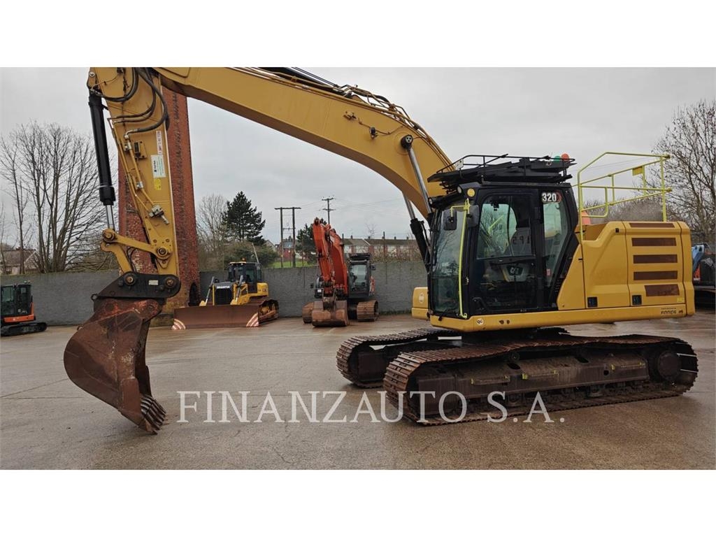 CAT 320