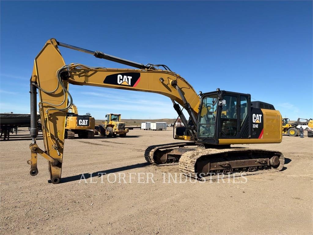 Pelle sur chenilles Caterpillar 324EL — occasion 2014, 7 254 h