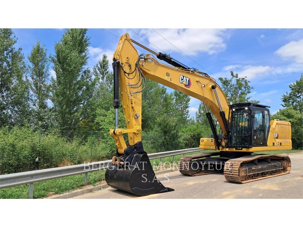 CAT 330