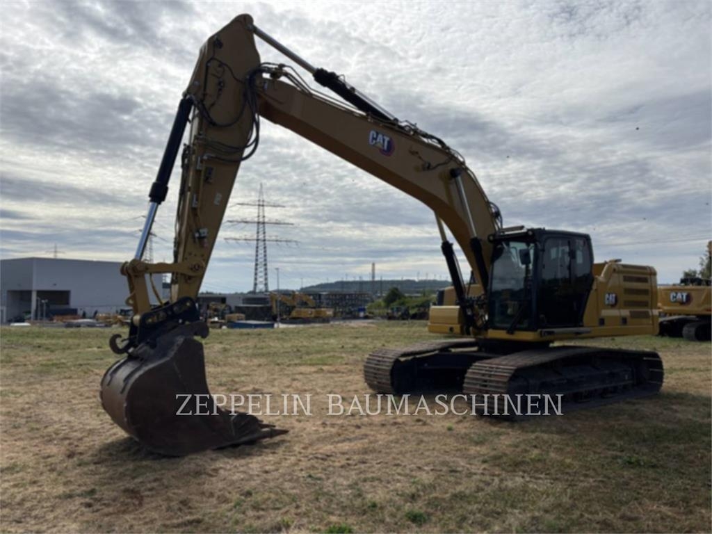 Pelle sur chenilles Caterpillar 330-07 — occasion 2021, 7 305 h